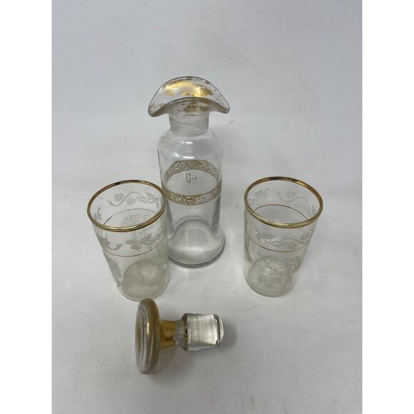 Antique 1800s Hawkes Etched Decanter & Two Glasses Dresser/Apothecary/Bottle 7” - Picture 11 of 16